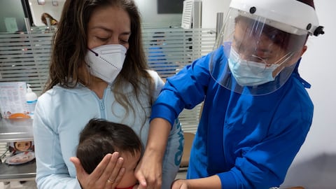 La tosferina es una enfermedad que se puede prevenir iniciando y completando los esquemas de inmunización
