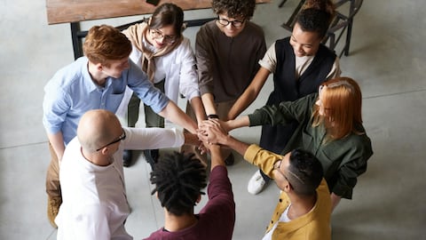 Importante empresa abre múltiples vacantes en diferentes áreas.