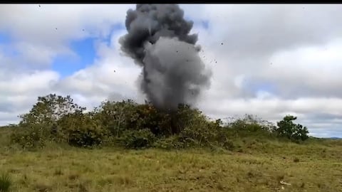 Fuerzas Militares activan controladamente explosivos en el Meta.