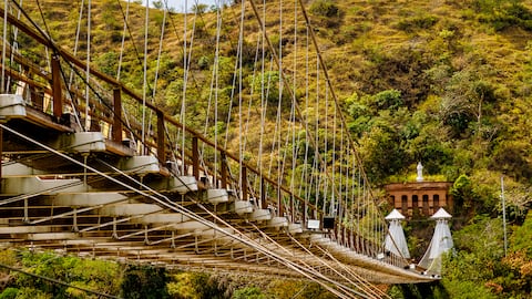 Los mejores planes para hacer en Santa Fe de Antioquia, un lugar lleno de tesoros históricos