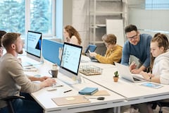 Tenga presente que el mercado laboral se ha venido recuperando paso a paso, por esta razón en la página de Magneto, día a día se publican vacantes actualizadas detallando salarios, requisitos y condiciones.